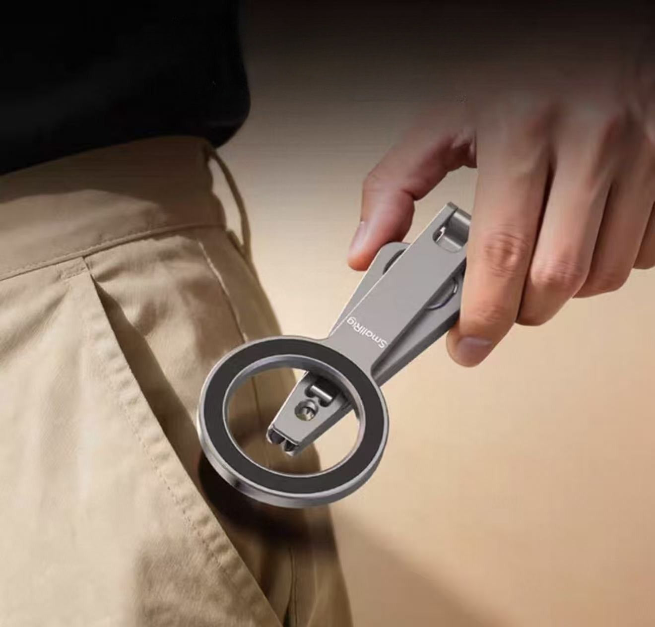 📱 Magnetic Travel Phone Stand Hands-Free Viewing Anywhere You Go