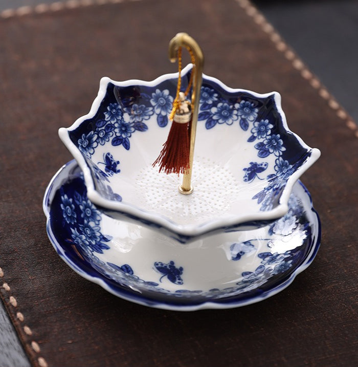 ☂️ Creative Blue-and-White Porcelain Umbrella Tea Strainer