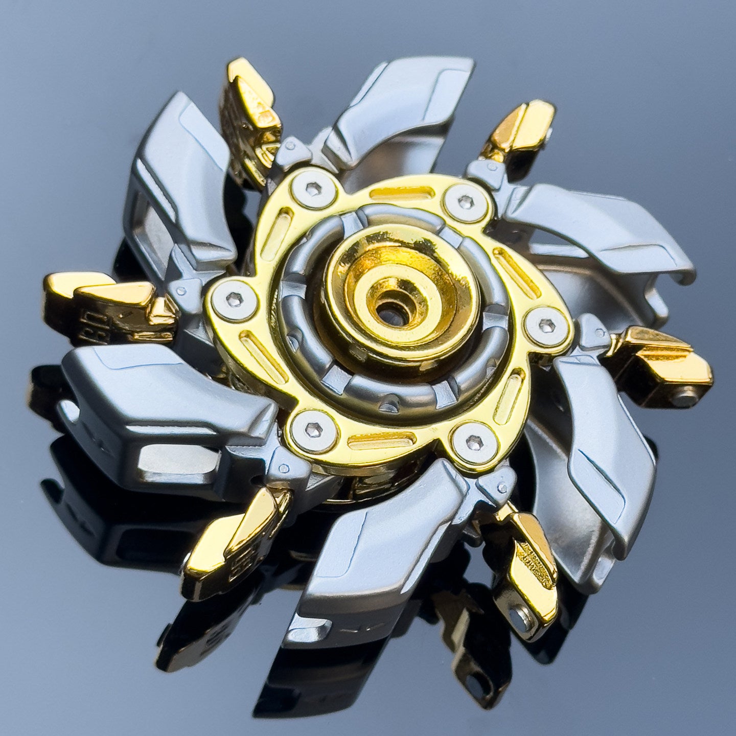 Spin Claw Fidget Toy – Cool Rotating Finger Gadget for Boredom Relief & Entertainment
