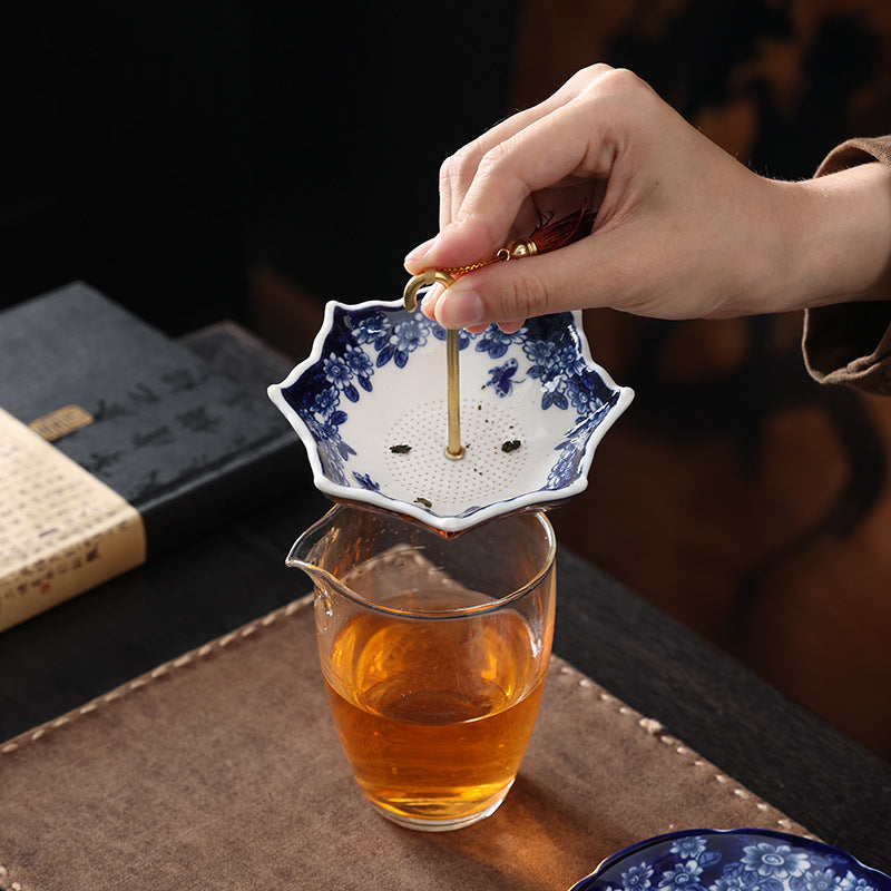 ☂️ Creative Blue-and-White Porcelain Umbrella Tea Strainer