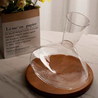 Self Aerating Wine Decanter with Spinning Base