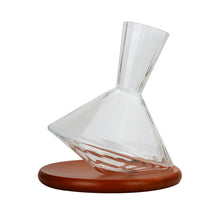 Self Aerating Wine Decanter with Spinning Base