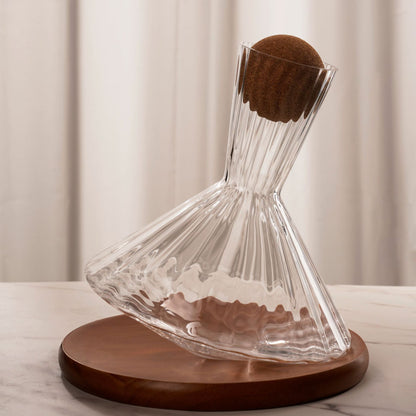 Self Aerating Wine Decanter with Spinning Base